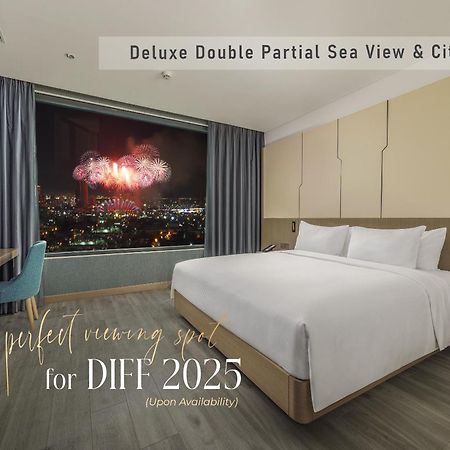 Awaken Da Nang Hotel Esterno foto