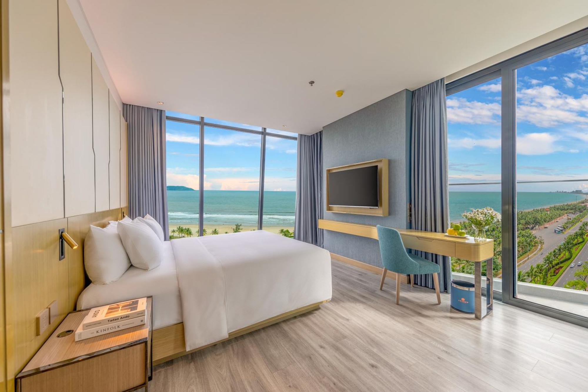 Awaken Da Nang Hotel Esterno foto