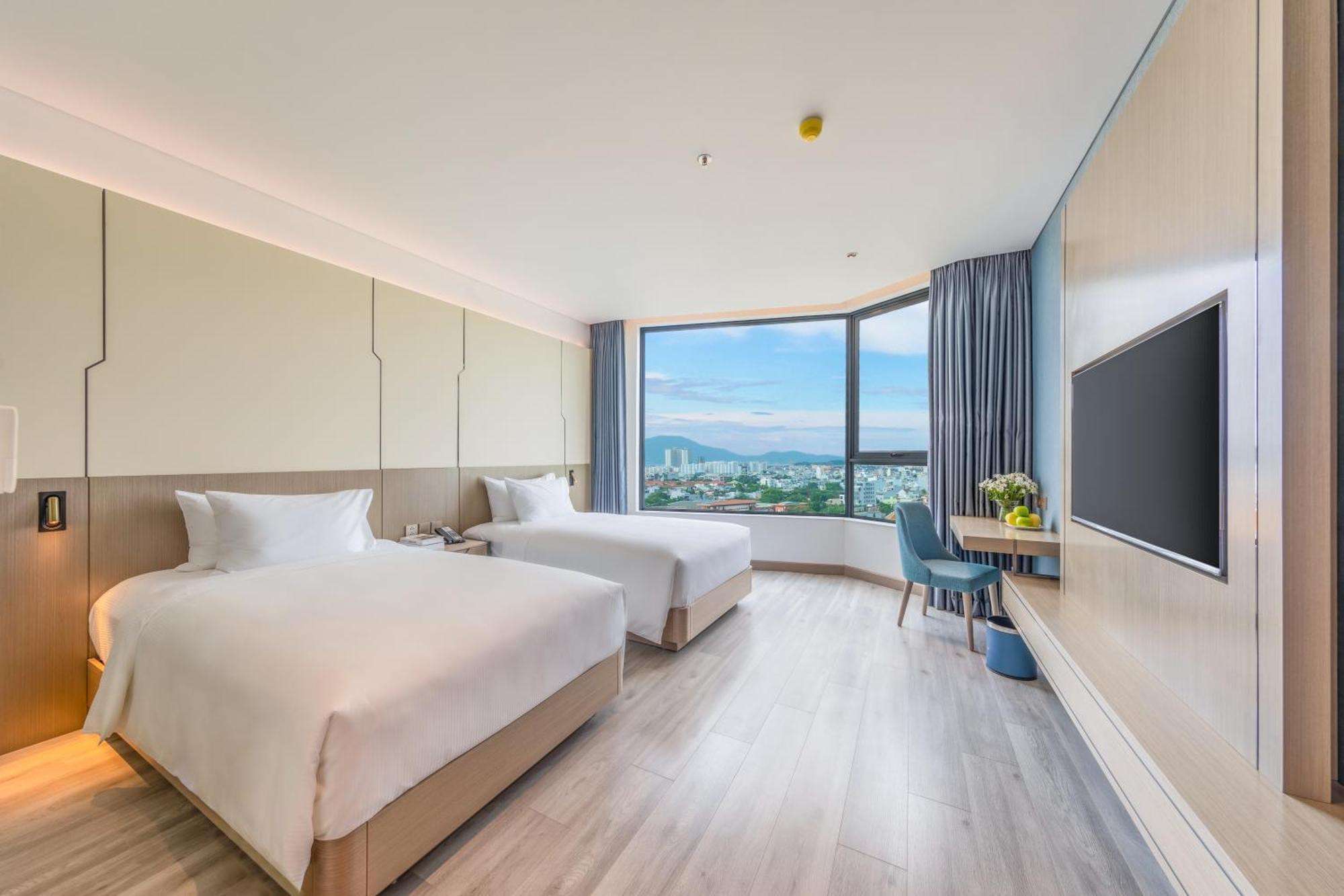 Awaken Da Nang Hotel Esterno foto