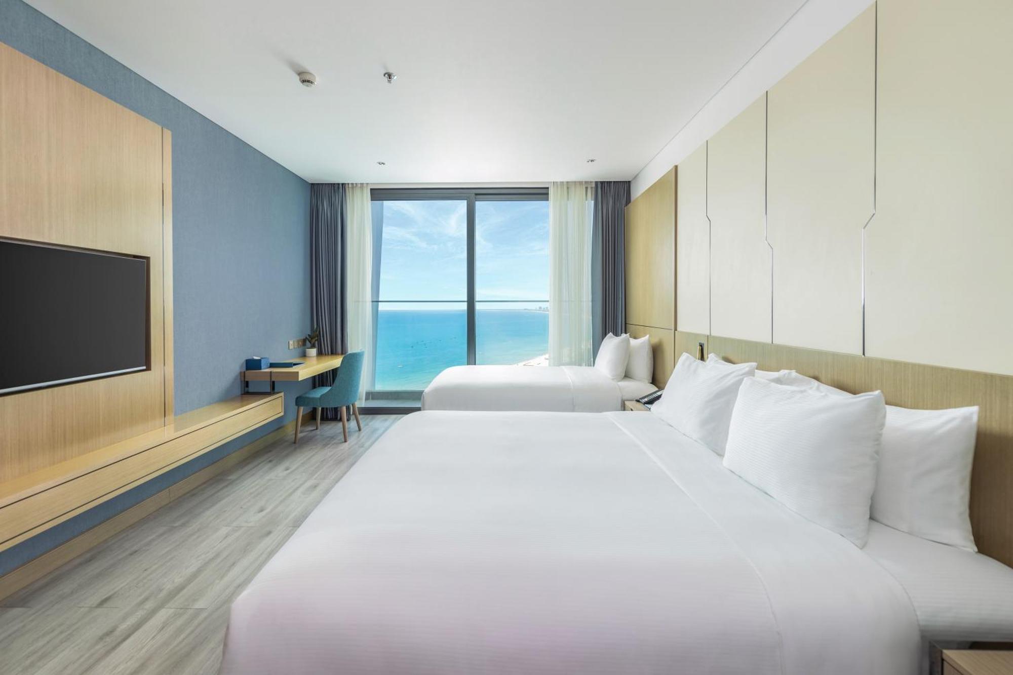 Awaken Da Nang Hotel Esterno foto