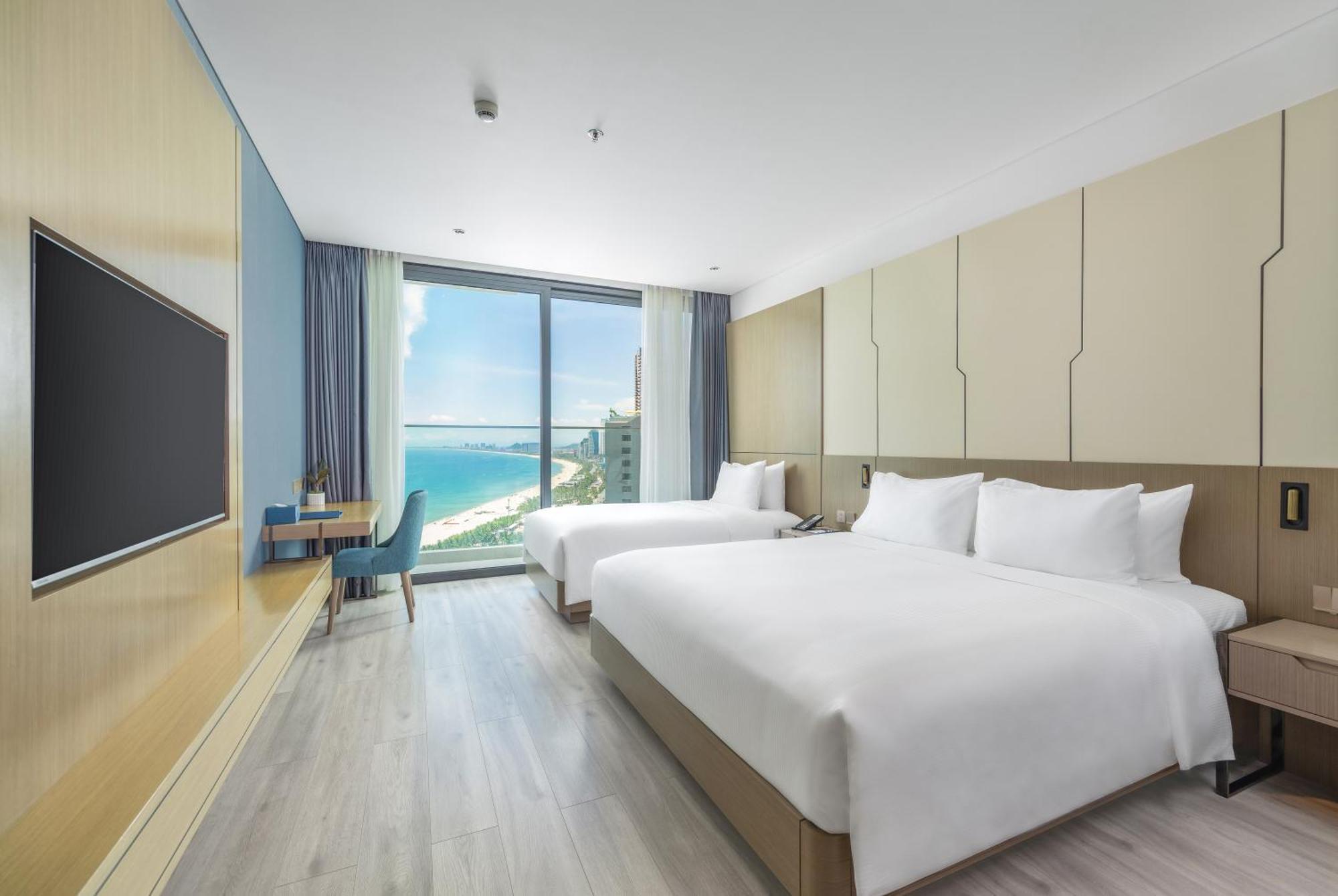 Awaken Da Nang Hotel Esterno foto