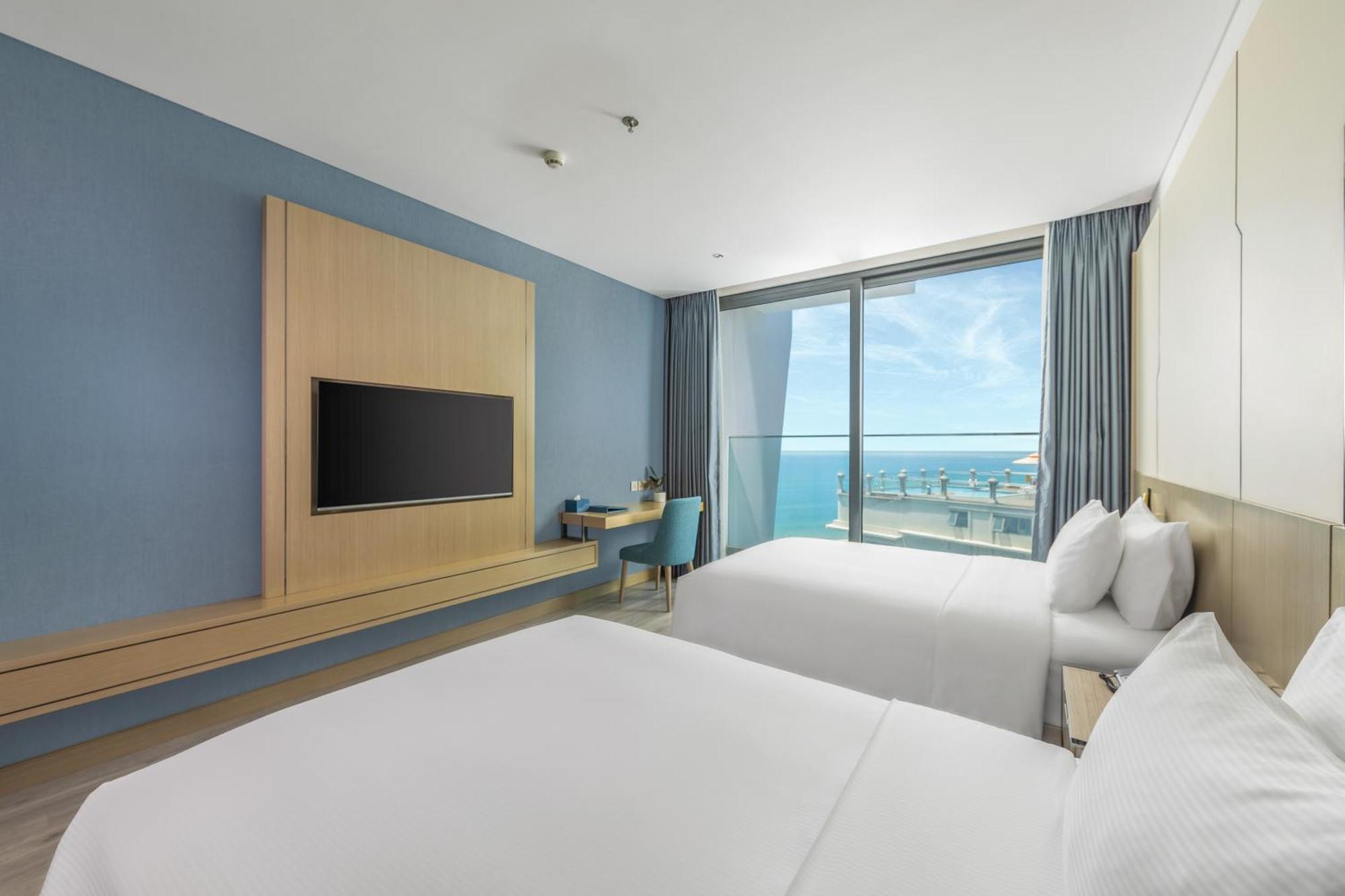 Awaken Da Nang Hotel Esterno foto