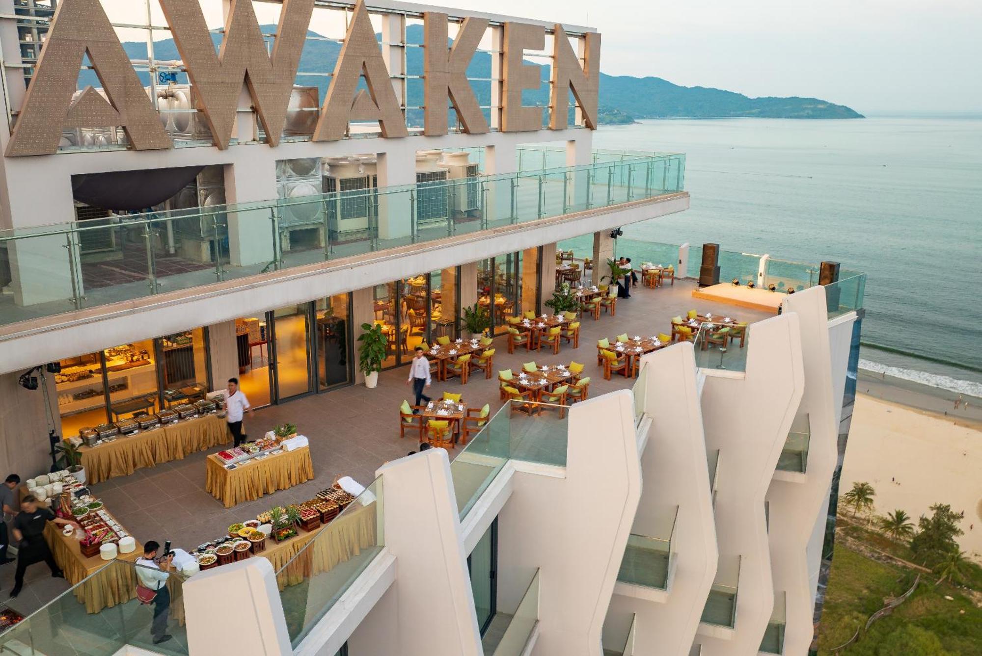 Awaken Da Nang Hotel Esterno foto