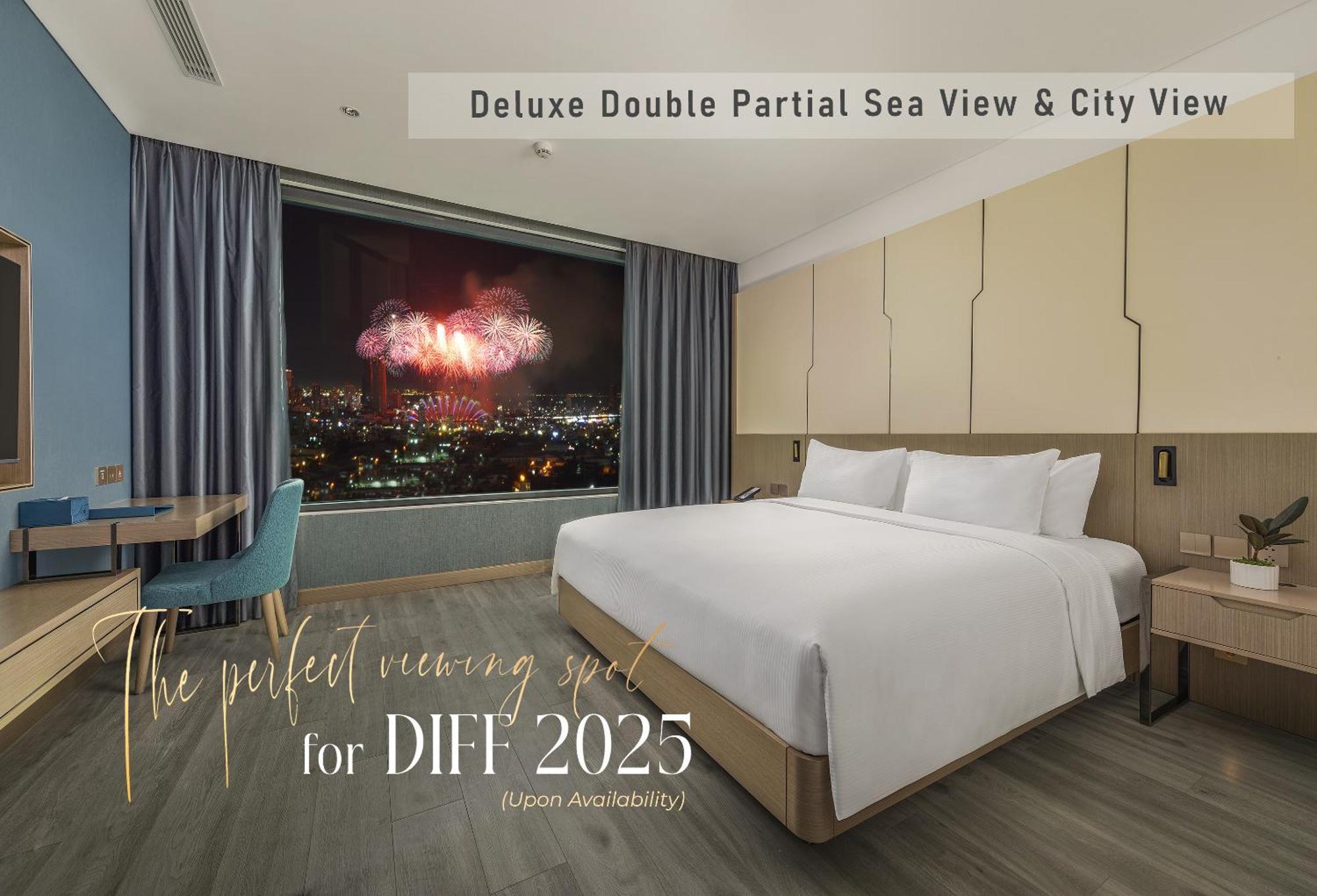 Awaken Da Nang Hotel Esterno foto